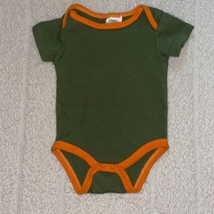 Baby Gear Baby Boy Onesie Sz 6-9 months